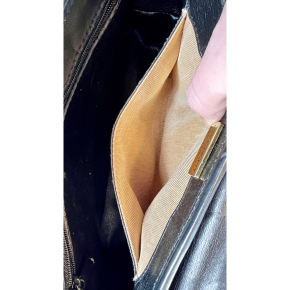 Givenchy Vintage Textured Leather Shoulder Bag - Picture 9 of 10